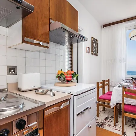 Nice Apartment In Lovran With House Sea View Exterior photo