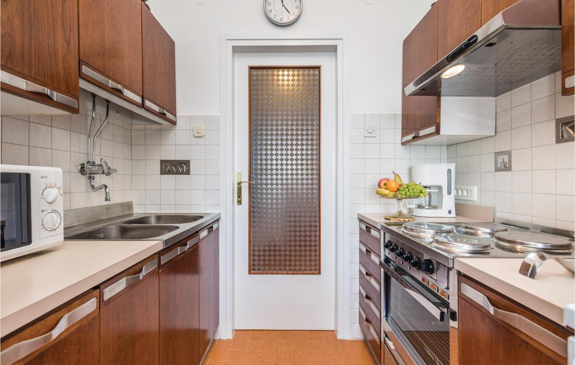 Apartment In With House Sea View